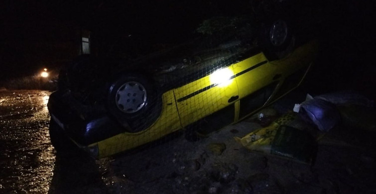 Antalya'da Hortum Selafeti İçinde Zarar Verdi