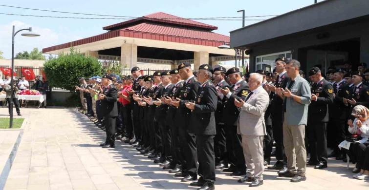 Antalya'da jandarma teşkilatının yıl dönümünde şehitler anıldı