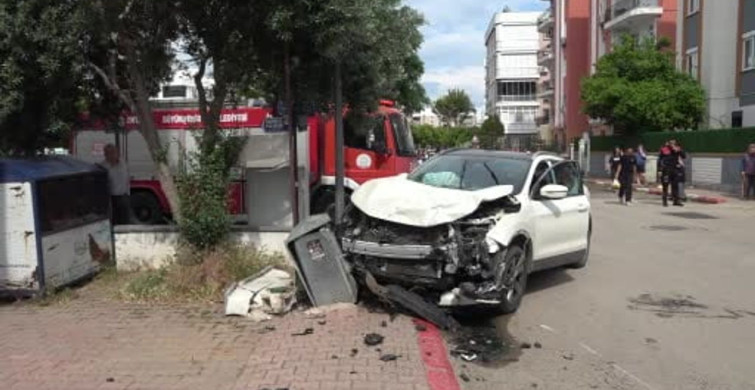 Antalya'da Motorize Yunus Timleri Trafik Kazası Geçirdi