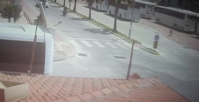 Antalya'da Motosiklet Kazası: Güvenlik Kamerasında Anbean Görüntülendi