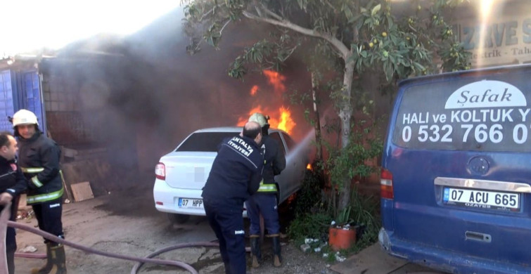 Antalya'da Motosiklet Tamirhanesinde Yangın