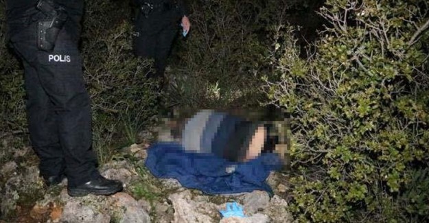 Antalya'da Öldürülen Evsizin Üzerinden 2 Lira 10 Kuruş Çıktı