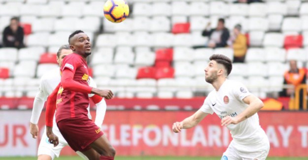 Antalya’da Puanlar Paylaşıldı (Antalyaspor 0-0 Kayserispor)