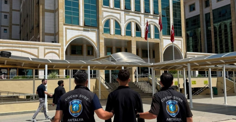 Antalya'da Sosyal Medya Paylaşımı Yüzünden Gözaltına Alındı