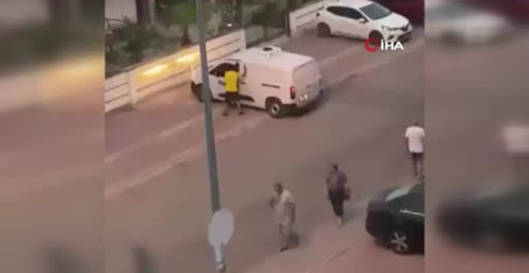 Antalya'da tartışmanın ardından otomobil sürücüsü, şahsı sıkıştırdı