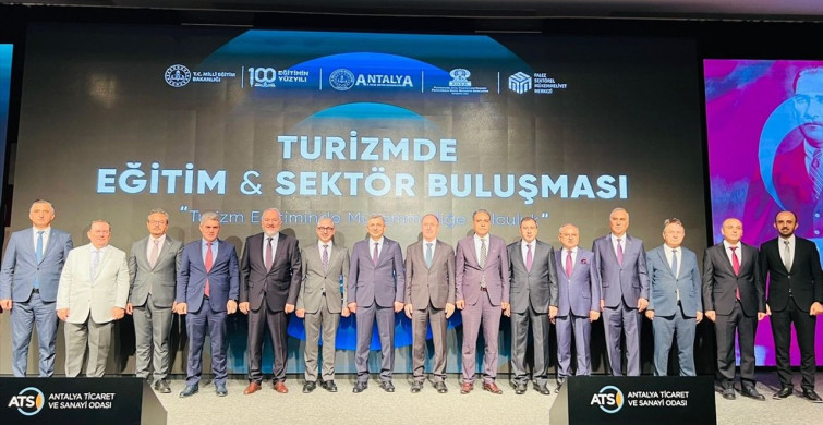 Antalya'da Turizm ve Eğitim Alanında Önemli Buluşma