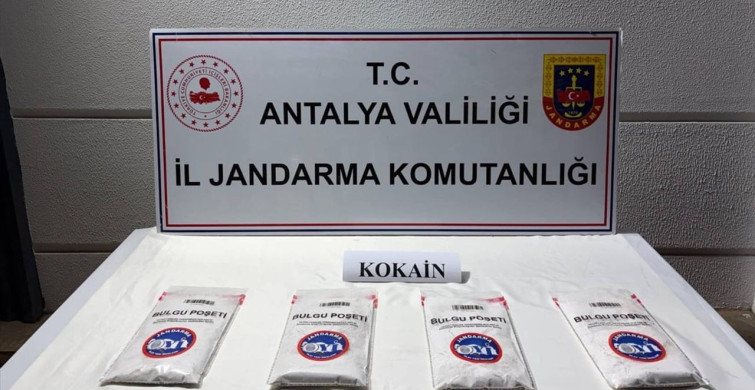 Antalya'da Uyuşturucu Operasyonu: İki Şüpheli Tutuklandı