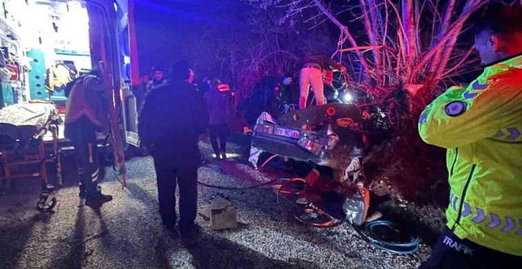 Antalya’da Üzücü Trafik Kazası: 3 Kişi Hayatını Kaybetti