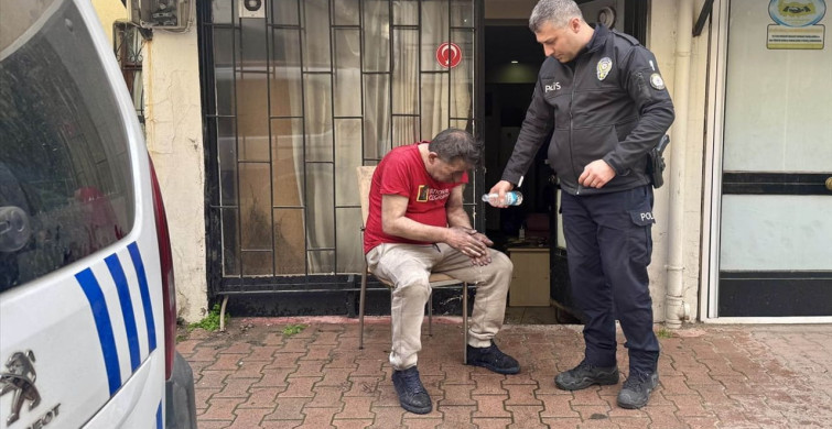 Antalya'da Zemin Katındaki Evde Yangın Çıktı