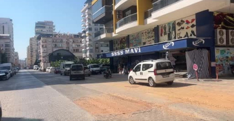 Antalya'daki zincirleme kapkaç ve gasp olayında market kasiyeri yaşadıklarını aktardı