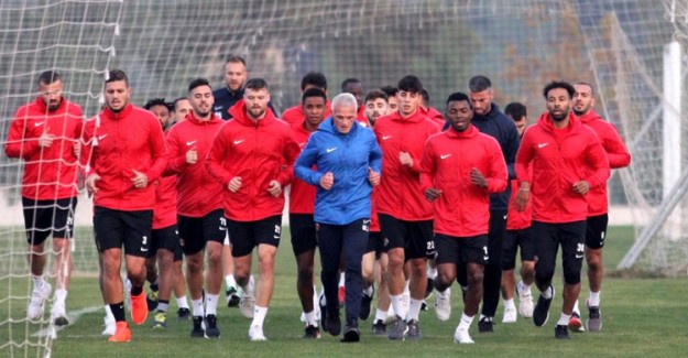 Antalyaspor, Galatasaray Deplasmanına Hazır!