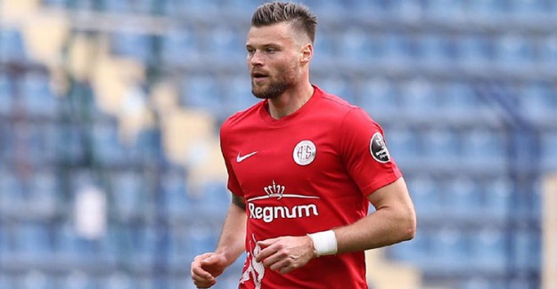 Antalyasporlu Ondrej Celustka Operasyon Geçirdi!