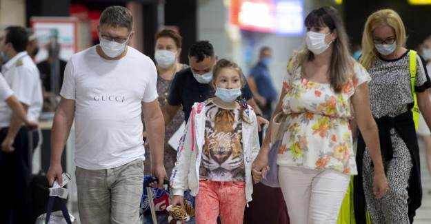Antalya’ya 2 Günde 40 bin Rus Turist Geldi