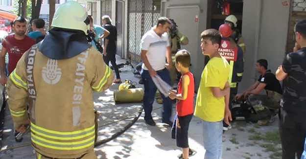 Apartmanın Bodrum Katında Çıkan Yangın Paniğe Neden Oldu