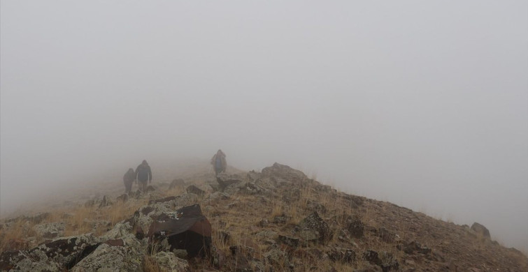 Aras Dağları'nda Büyüleyici Sis Manzaraları