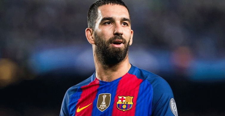 'Arda Turan, Polonya Ligi'nin Yıldızı Olur Mu'