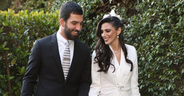 Arda Turan ve Aslıhan Doğan'ın İkinci Bebeklerinin İsmi Hazır!