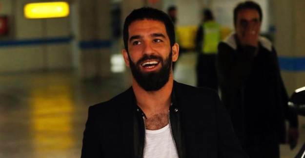 Arda Turan’ın Özel Yapım Aracının Fiyatı Dudak Uçuklattı!