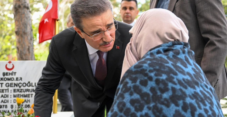 Arefe Günü'nde Şehitler Unutulmadı