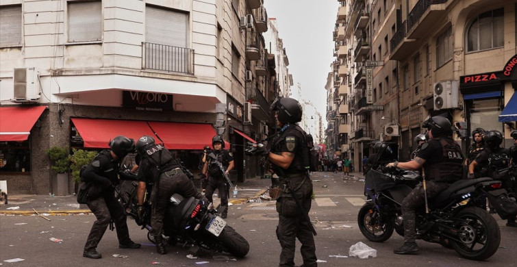 Arjantin'de Çalışma Reformu Karşıtı Gösteriler Şiddetlendi