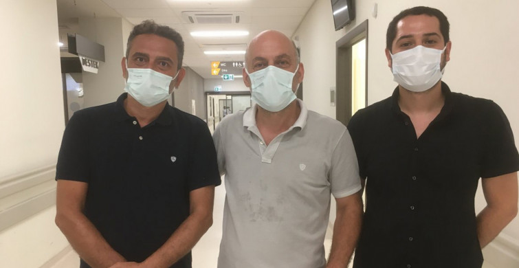 Arkadaşlarını Koronavirüs Aşısı Olmaya İkna Ediyor!
