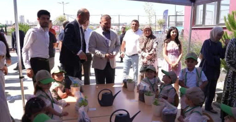 Arnavutköy’de çocukları doğayla buluşturan 'Bitkim bana emanet' projesi hayata geçirildi