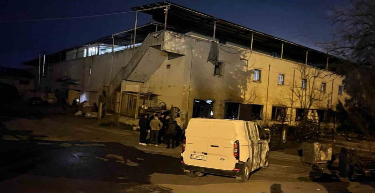 Arnavutköy'de Metal Fabrikasında Patlama: 1 Ağır Yaralı