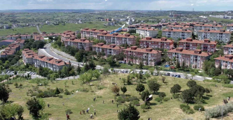 Arnavutköy’de Renkli Uçurtma Şenliği