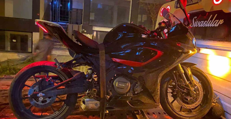 Arnavutköy'de Yunus Polislerinden Çalıntı Motosiklet Operasyonu
