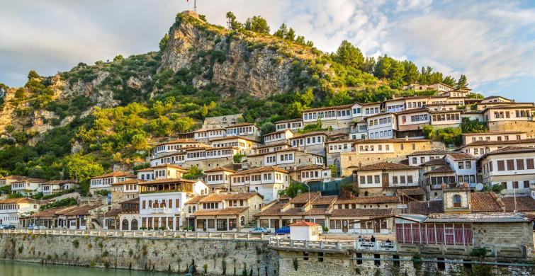 Arnavutluk Gezilecek Yerler Listesi 