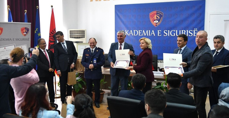 Arnavutluk Polisi için İnsan Kaynakları Yönetimi Eğitimi