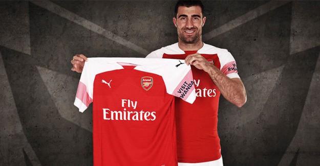 Arsenal’e Yunan Stoper!