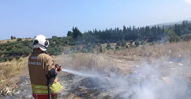 Arsuz’da çöplük yangını kontrol altına alındı