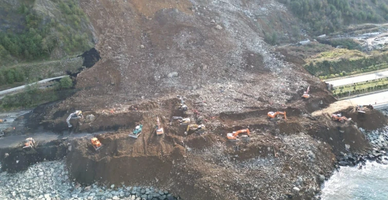 Artvin Arhavi'de heyelan