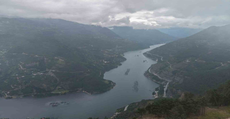 Artvin Çoruh Vadisi, Norveç fiyortlarını aratmayacak manzaralar sunuyor