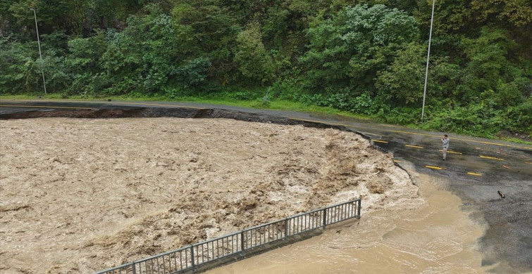 Artvin'de Taşkın ve Heyelan: Kent Genelinde Önlemler Alıyor