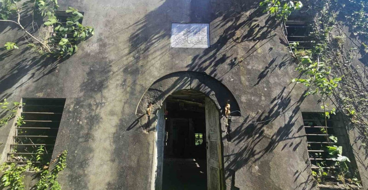 Artvin'deki tarihi cami 20 yıldır restorasyon bekliyor