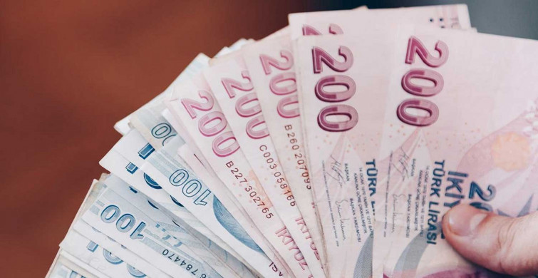 Asgari ücret 2022 temmuz zammı ne kadar olacak? Asgari Ücret Tespit Komisyonu'nun bugün zam oranı kararı alması bekleniyor: Milyonları ilgilendiren kararlarda masada olacak!