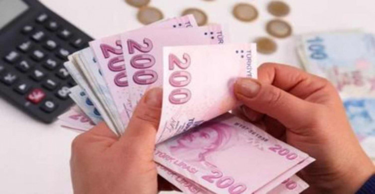 Asgari ücrete ek zam ve EYT hakkında açıklama AK Partili isimden geldi! AK Parti Genel Başkan Yardımcısı Jülide Sarıeroğlu milyonlarca insanın merakını giderdi