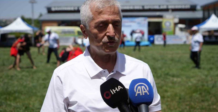 Aşırtmalı aba güreşi Türkiye şampiyonası Şahinbey er meydanında başladı