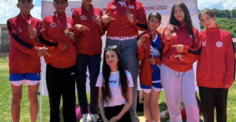 Aşkaleli sporcular Ordu’da Türkiye yarı finallerine yükseldi