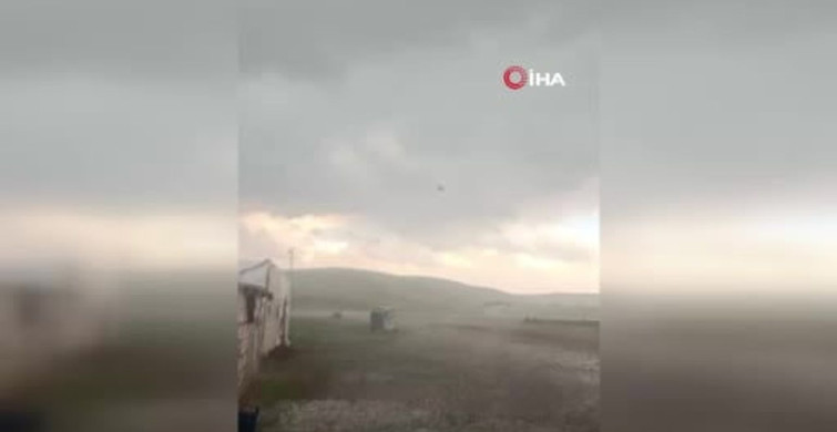 Askeri Helikopterin Yağışla Mücadelesi