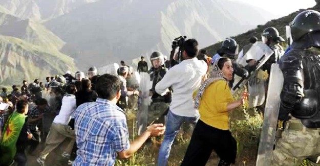 'Askerin Can Kaybı Az Olur' Diye Yapımını Protesto Etmişlerdi