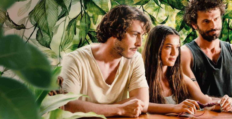 Aşkın Kıyameti film konusu ve oyuncuları