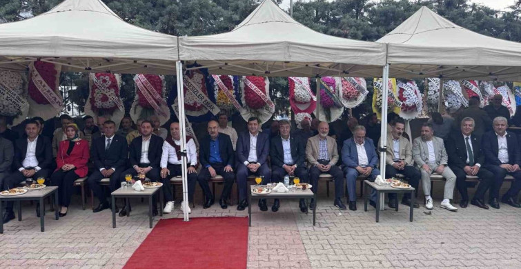 Ata-San otomotiv yeni hizmet binasını açtı