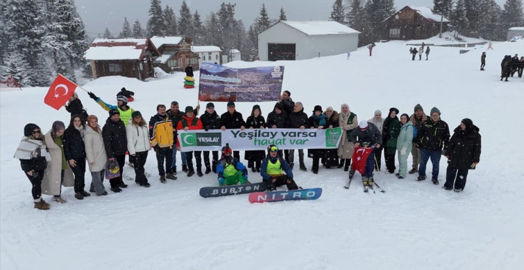 Atabarı Kayak Merkezi'nde Sigaraya Dikkat Çekildi