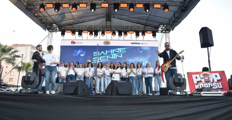 Atakum'da 19 Mayıs Coşkusu Sanatla Buluştu
