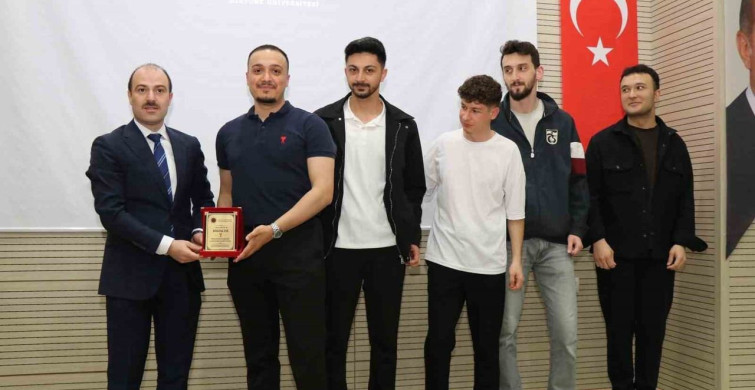 Atatürk Üniversitesi Oltu Uygulamalı Bilimler Fakültesi Proje Zirvesi Yoğun İlgiyle Başladı
