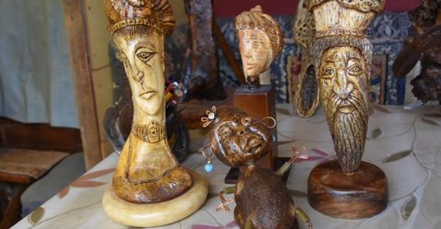 Atık Malzemelerden Sanat Eseri