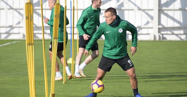 Atiker Konyaspor Taktik Çalıştı